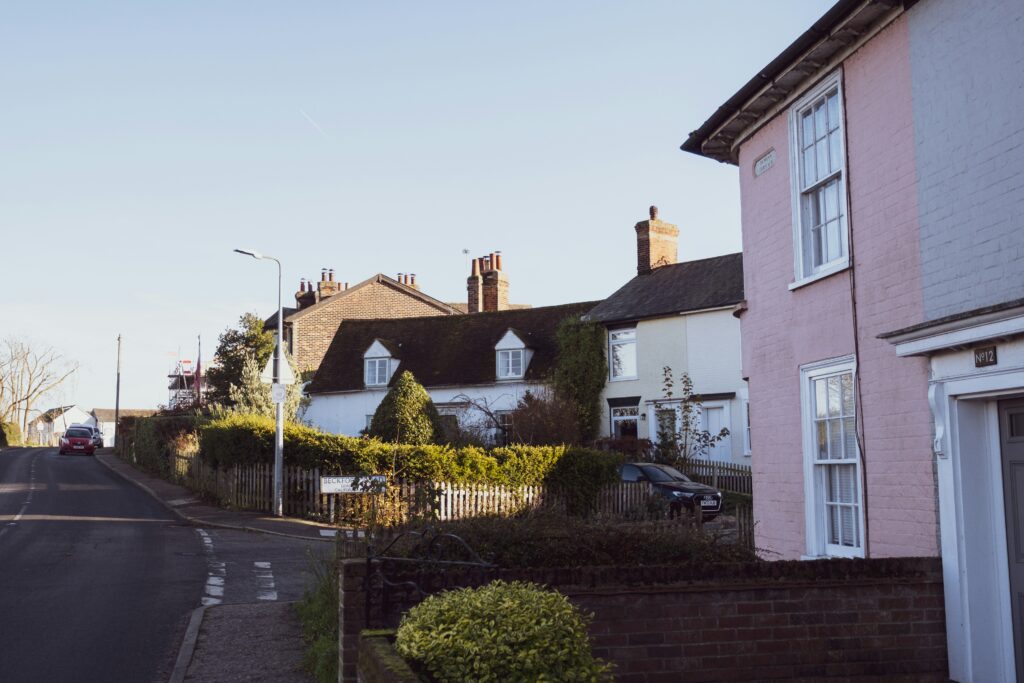 Sell property quickly to prevent home repossession in Leeds